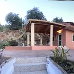 Nikos\' Home